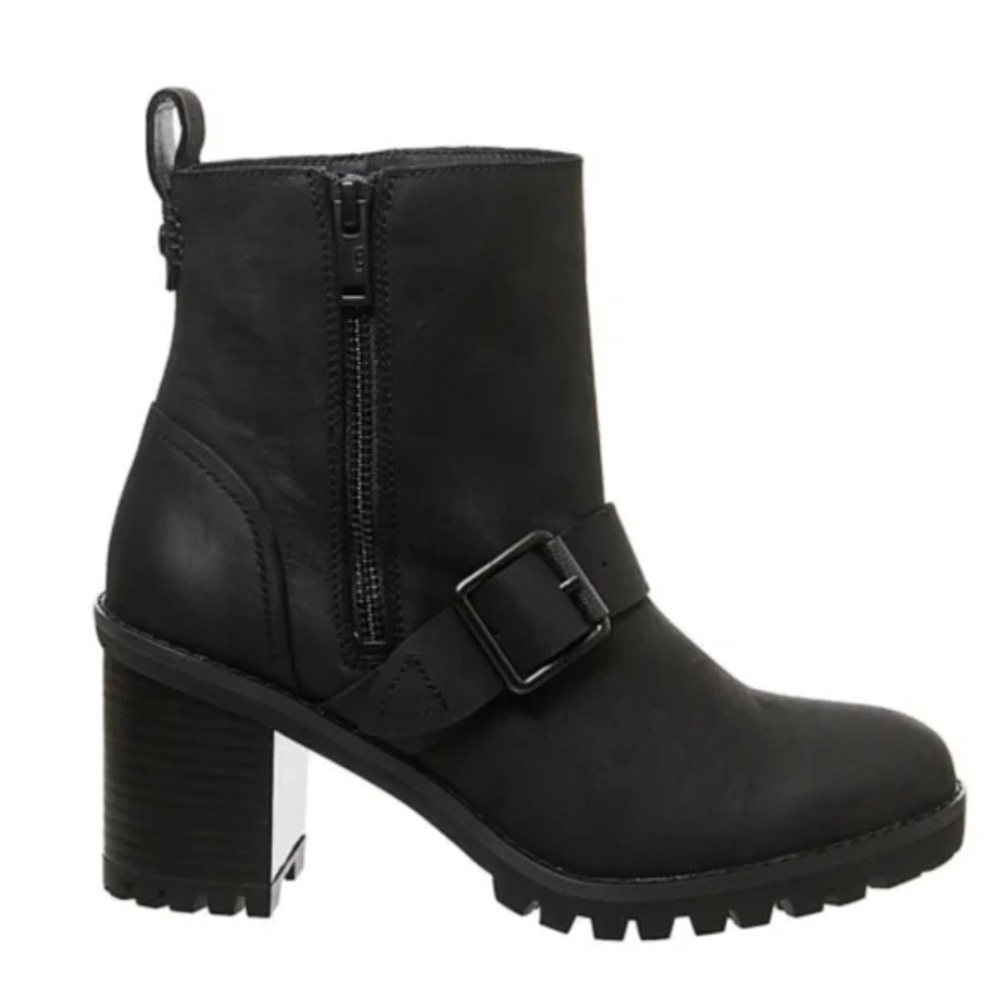 UGG AUSTRALIA FERN BLACK WATERPROOF LEATHER BOOTS size 9